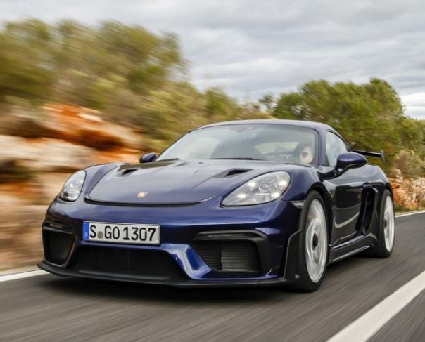 Porsche 718 Cayman GT4 RS.  Foto: Autoren-Union Mobilität/Porsche